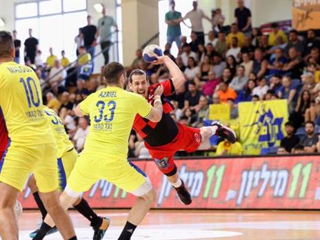 הדר ואן קולא, איגוד הכדוריד