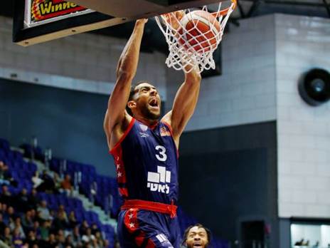 אמין סטיבנס. עובר לרמת גן (אלן שיבר)