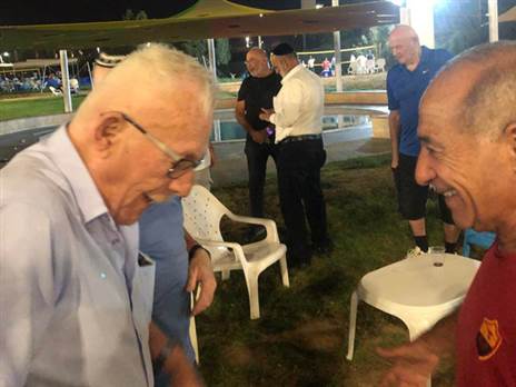 פסח וחדד. נמצאה האבידה