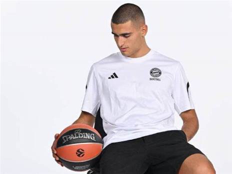 ים מדר. ירצה לעשות עונה טובה עם קבוצתו החדשה (GETTY)