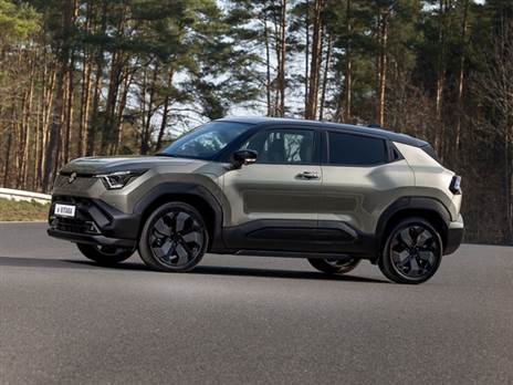 ממדים גדולים יותר מהויטרה בנזין