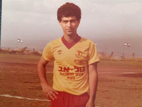 סיידה במדי טבריה במגרש העירוני (קרדיט צילום: פרטי)