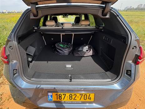 460 ליטר שימושיים בתא המטען