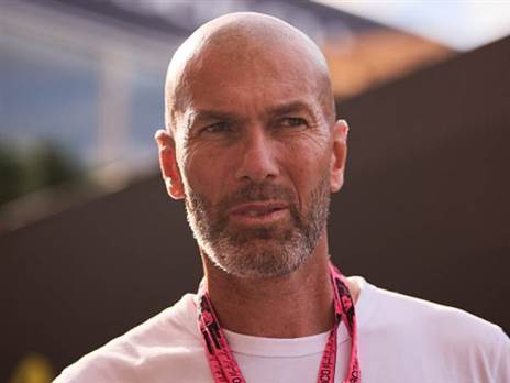 היה יכול להפוך למאמן המשתכר בעולם. זידאן (GETTY)