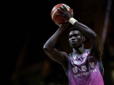 מו פאייה. בדרך ליעד אחר? (GETTY)