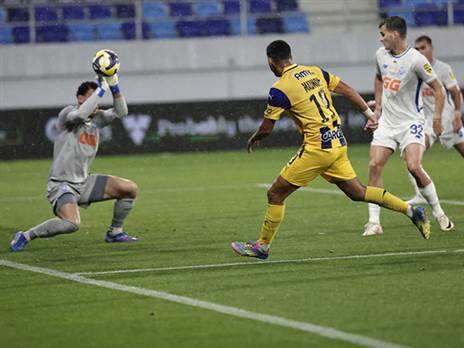 (האתר הרשמי של מכבי תל אביב)