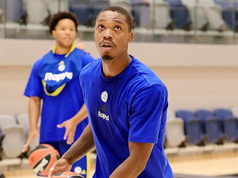 הרכש הגדול לוני ווקר (אלן שיבר)