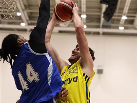 (מכבי RAPYD תל אביב)