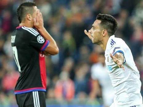 אחרי השער הגדול נגד באזל במדי מכבי ת“א (getty)