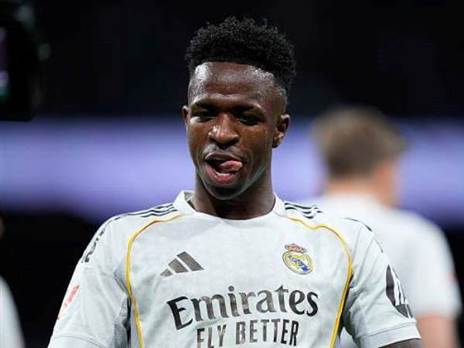 מעל ניימאר. ויניסיוס (GETTY)