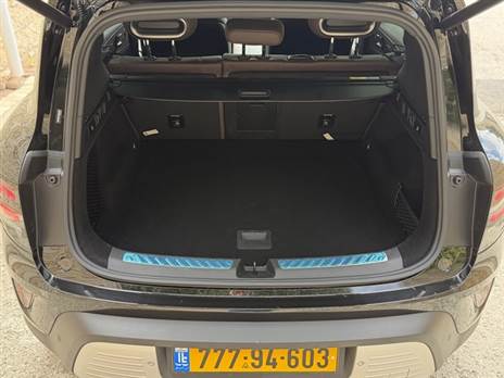 מאחור יש 630 ליטר, ובלי גלגל ספייר