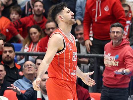 “אי אפשר לצפות ממיציץ` לירוק אש מהפה“ (אלן שיבר)