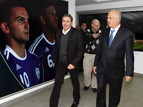 מקבל את כל התנאים להצליח. גוטמן עם לוזון