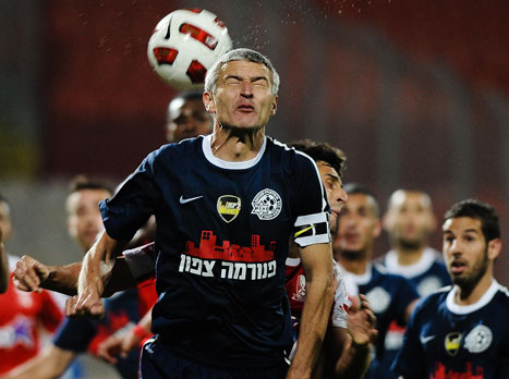 הפתעה של סיני. מגאמדוב (ניר בוקסנבאום)