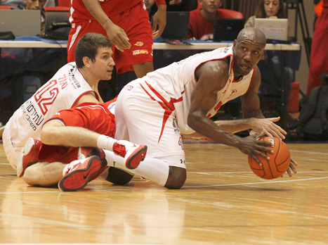 פתחו ברגל ימין. קורי קאר ומתן נאור (אלן שיבר)