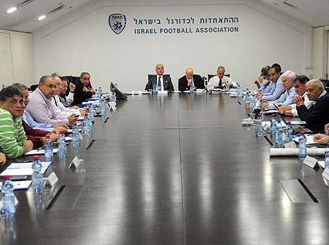 ישיבת ההתאחדות. צריך שינוי (ברני ארדוב, וואלה)