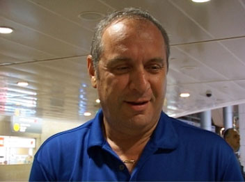 צביקה שרף. קיבל פניה רשמית