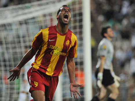 בן לולו (ניר בוקסנבאום)