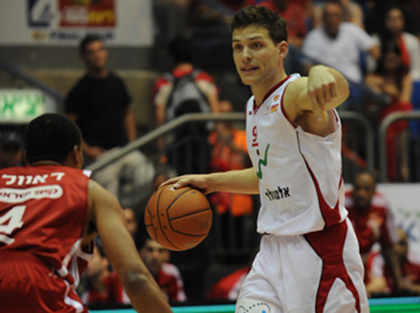 מקל, בדרך למלחה? (ניר בוקסנבאום)