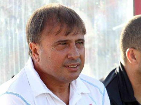 אלישע לוי, עוד לא סגר את הסגל