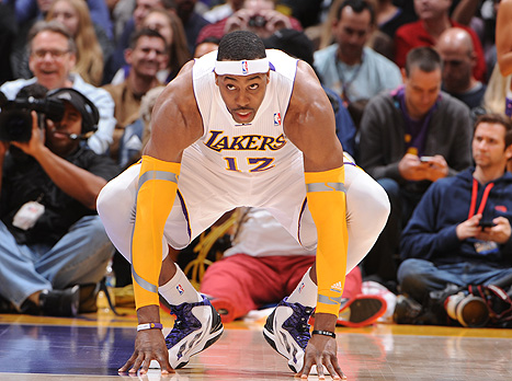 הווארד מתכונן לתנועה (GETTYIMAGES)