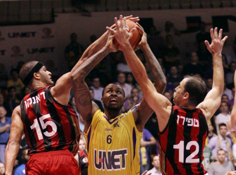 ירושלים מול חולון במלחה, תמיד חם