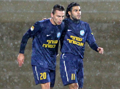 עכו עם הפנים למעלה? (אדריאן הרבשטיין, וואלה!)