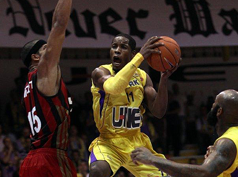 שחקני חולון. בדרך לעתיד ורוד? (אלן שיבר)