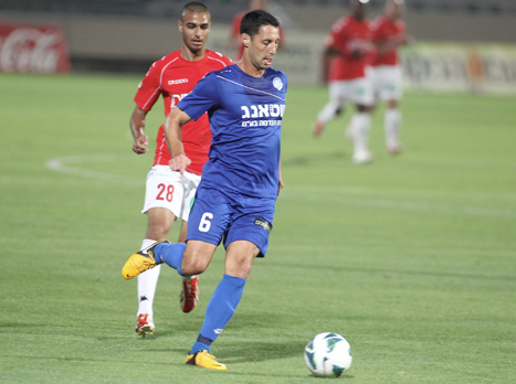 חשיפה לצפון. עמיר נוסבאום נודד לחיפה (אלן שיבר)