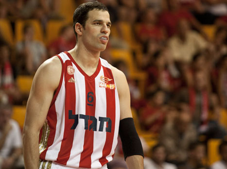 קוקיה. שוחרר (מגד גוזני, וואלה)