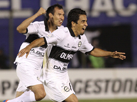 פיטוני ומיראנדה בטירוף אחרי ה-0:2 (GETTYIMAGES)