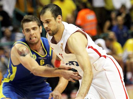 התקשורת סימנה אותו?