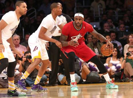 העיקר למכור חולצות