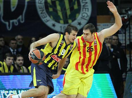 פנר בצרות. בייליצה ולורבאק (gettyimages)