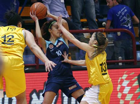 מלחמה על הפרקט (עודד קרני)