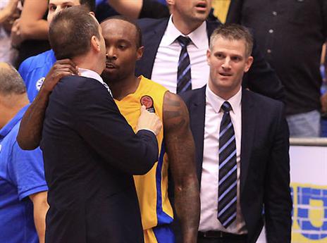 הג'וקר של בלאט (אלן שיבר)