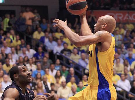 בדרך לעוד שתי נקודות (אלן שיבר)