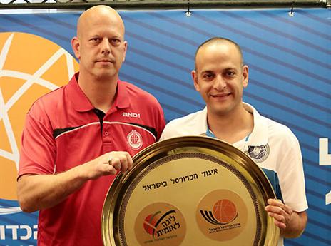 "נהנים מהלחץ". חגאי עם הדר (עודד קרני, איגוד הכדורסל)