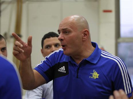 אחרי 9 שנים: מכבי מחוץ לגמר (דוד פליגל, איגוד הכדוריד)