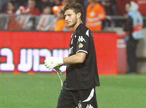 מאבק לא פשוט. קליימן (אלן שיבר)