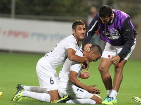 מחזיקת הגביע הביסה את סגנית המוליכה (יוסי שקל)