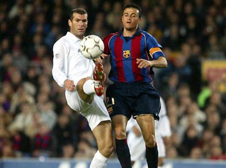 מהשנואים בריאל, מהגדולים של בארסה. אנריקה עם זידאן (gettyimages)