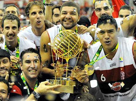 פלמנגו תחכה למכבי בריו