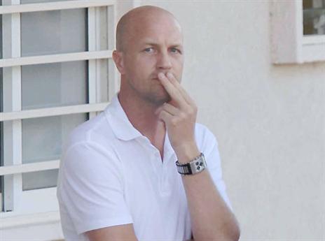 עדיין כאן. ג'ורדי (אלן שיבר)