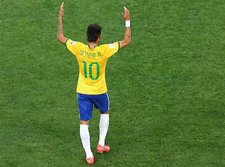 ניימאר. שישמור לא לקבל צהוב (gettyimages(