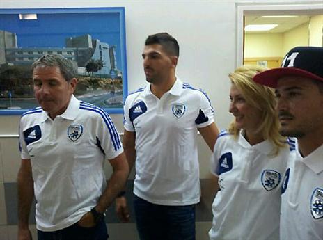 נציגי הנבחרת, התרגשו בבית החולים