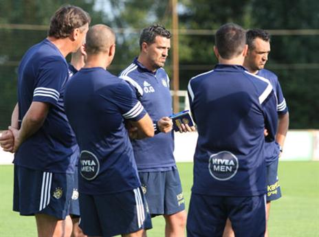 אוסקר יחזיר אותו להרכב? (האתר הרשמי של מכבי ת"א)