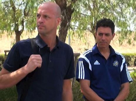 נשאר רגוע. קרויף