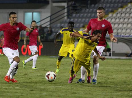 בדש. כמה קרוב, ככה רחוק (האתר הרשמי, מכבי ת"א)