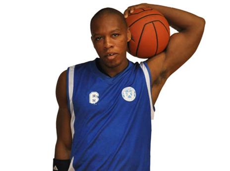 הול. חזרה מרגשת (צילום: גלעד חזון)